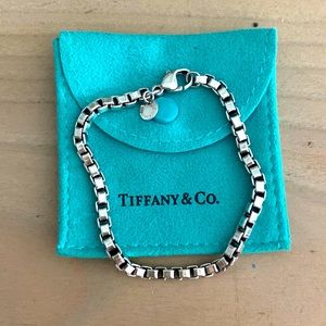 Tiffany’s Venetian Link bracelet